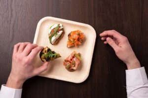 Nature’s Bounty Tableware: Biodegradable Palm Leaf Plates for a Greener Tomorrow